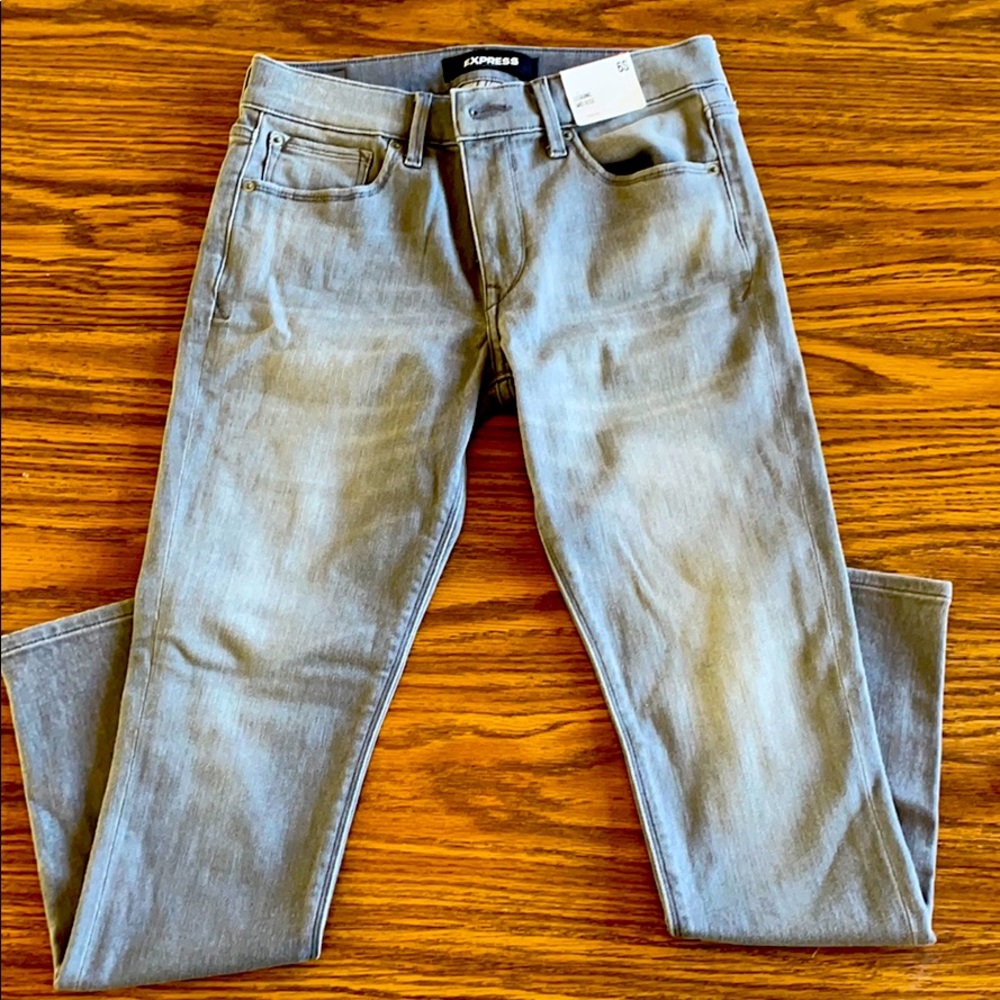 NWT Express stretch jeans(leggings) Size 6 short.